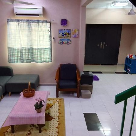 Holiday Home Bagan Lalang 5 Aircon Kampong Bagan Lalang Zewnętrze zdjęcie
